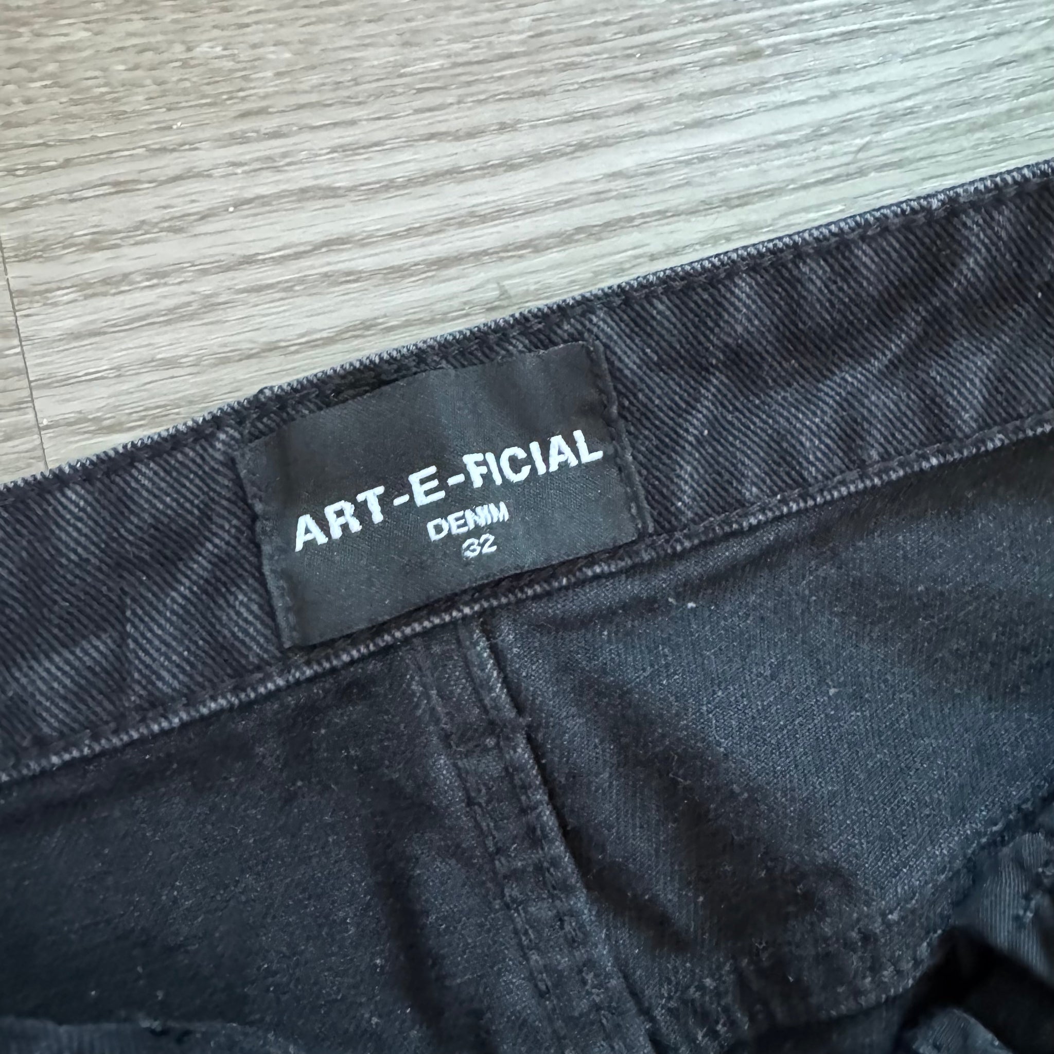 ART E FICIAL WIDE LEG DENIM